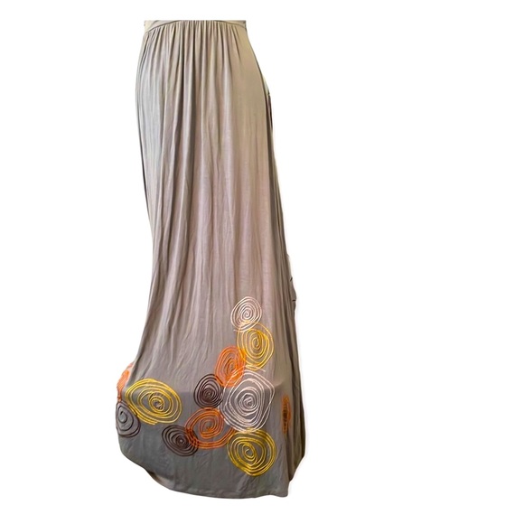 Monroe and Main Grey Maxi Dress with Embroidery Size L - Picture 3 of 3